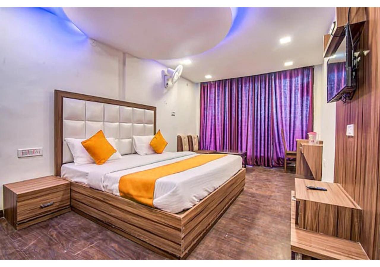 Khajjiar Hotel Country Resort מראה חיצוני תמונה